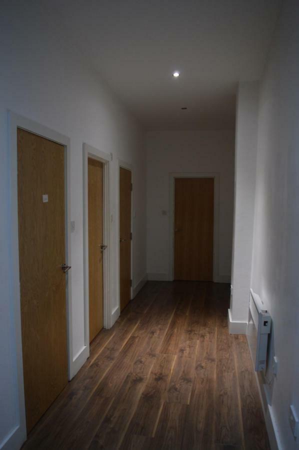 Spacious Shude Hill Apartment With Balcony Manchester Exterior photo
